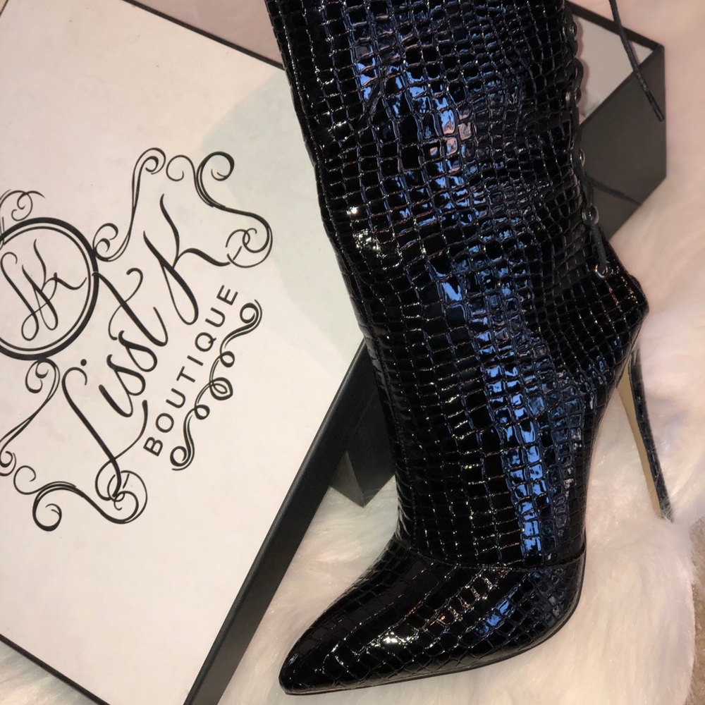 Heel boot - Picture 6 of 8